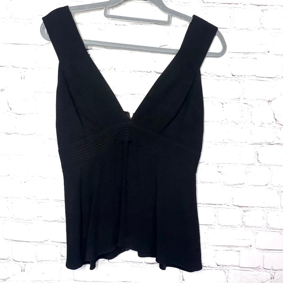 |•TROUVÉ•| Black Sleeveless Top Size Small - Picture 1 of 4